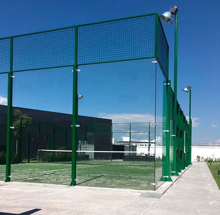 Condominio de cómodos departamentos con amenidades rodeado d