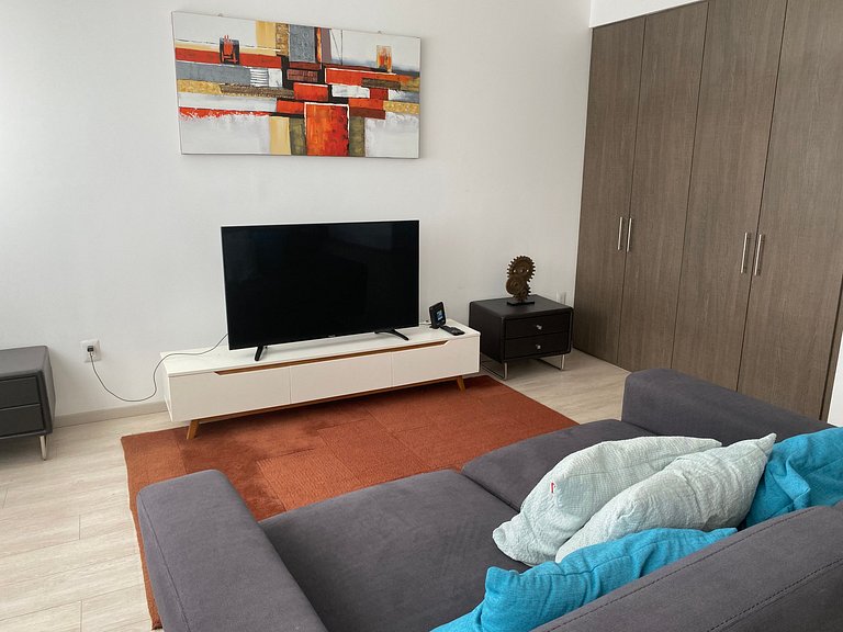 Juriquilla: Departamento con alberca y amenidades