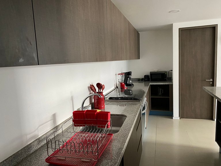 Escápate a Juriquilla: Departamento más alberca