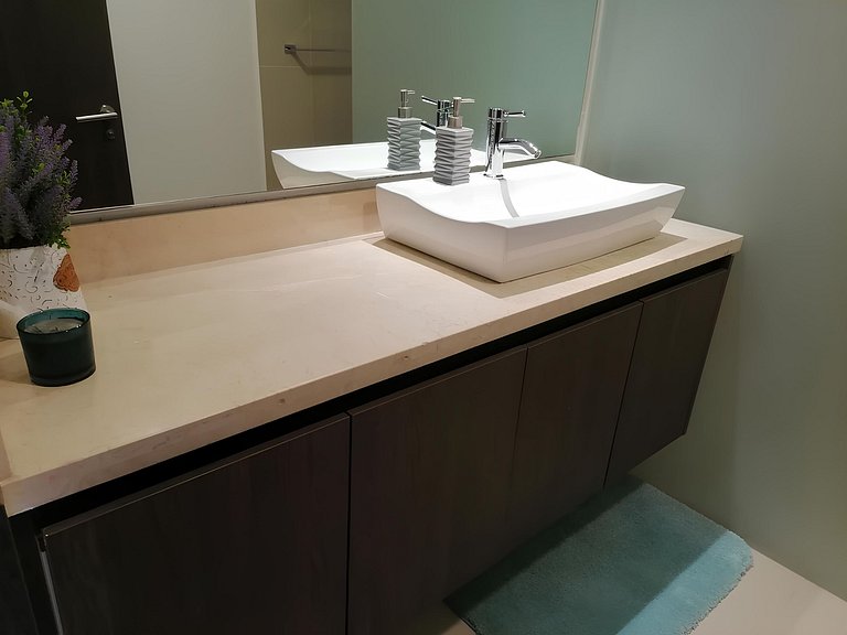 Suite de Lujo con Terraza y Alberca en Juriquilla