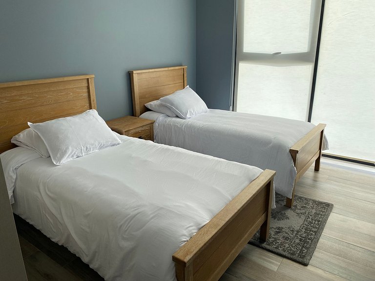 ¡Nuevo! 3 Habitaciones, La Mejor Vista a la Ciudad
