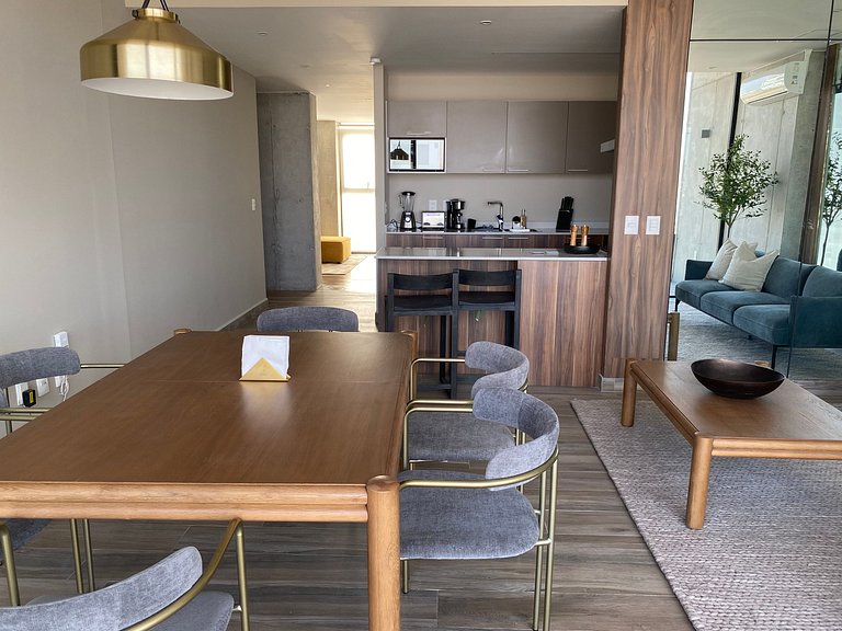 ¡Nuevo! 3 Habitaciones, La Mejor Vista a la Ciudad