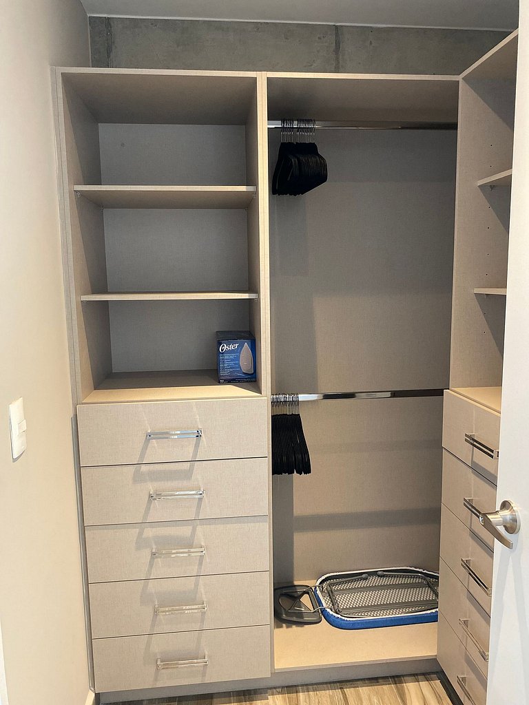 ¡Nuevo! 3 Habitaciones, La Mejor Vista a la Ciudad