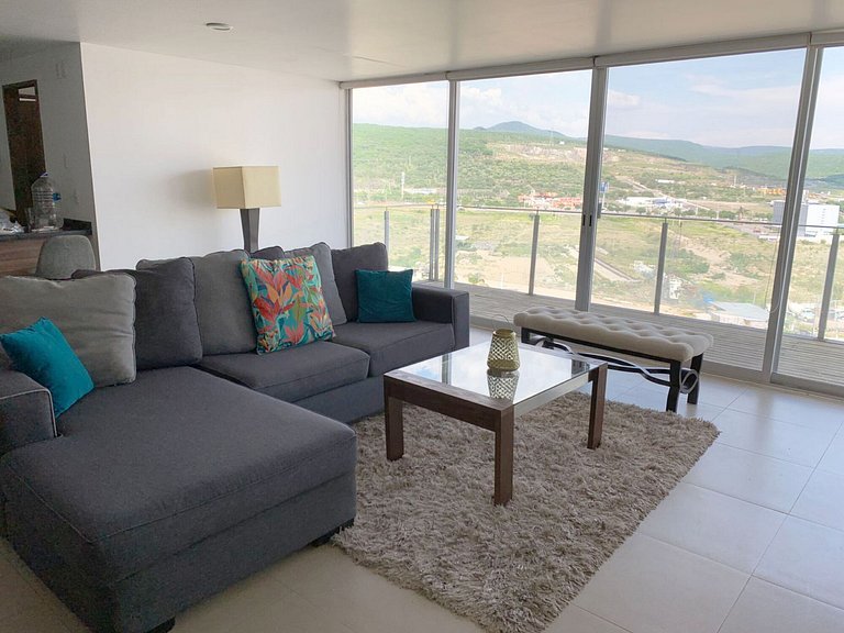 Venta Penthouse Amueblado y Equipado en Juriquilla Santa Fe