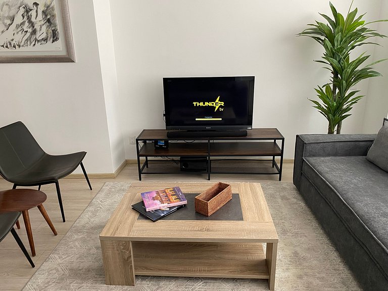 Escápate a Juriquilla: Departamento más alberca