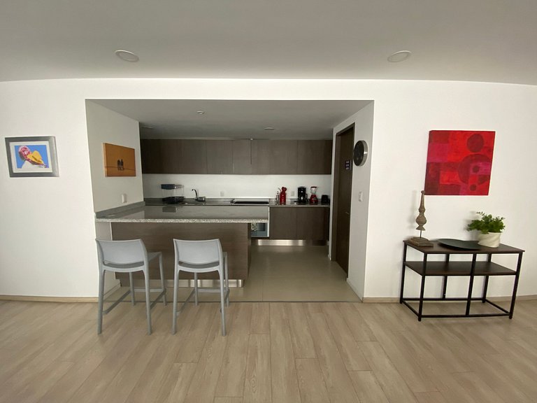 Escápate a Juriquilla: Departamento más alberca