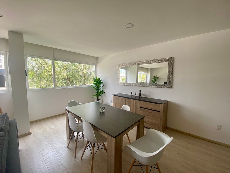 Escápate a Juriquilla: Departamento más alberca