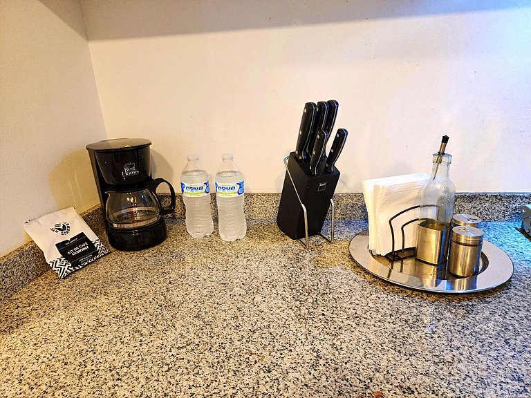 Relájate en Juriquilla Alberca, Áreas Verdes y Más