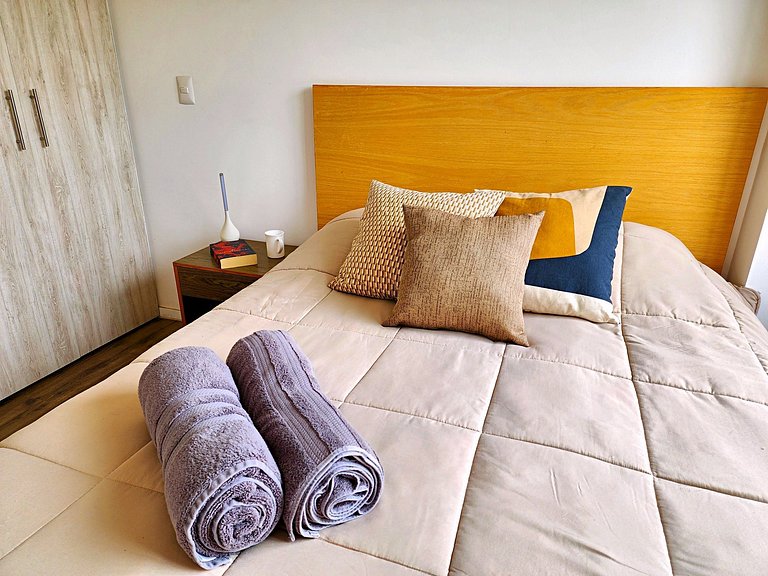 Relájate en Juriquilla Alberca, Áreas Verdes y Más