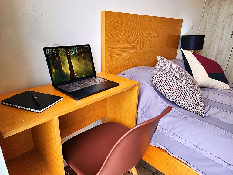 Relájate en Juriquilla Alberca, Áreas Verdes y Más