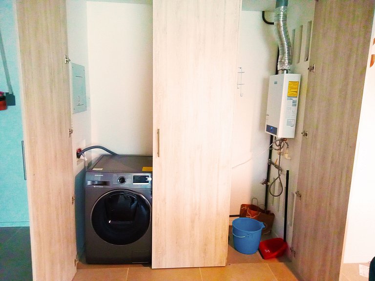 Relájate en Juriquilla Alberca, Áreas Verdes y Más