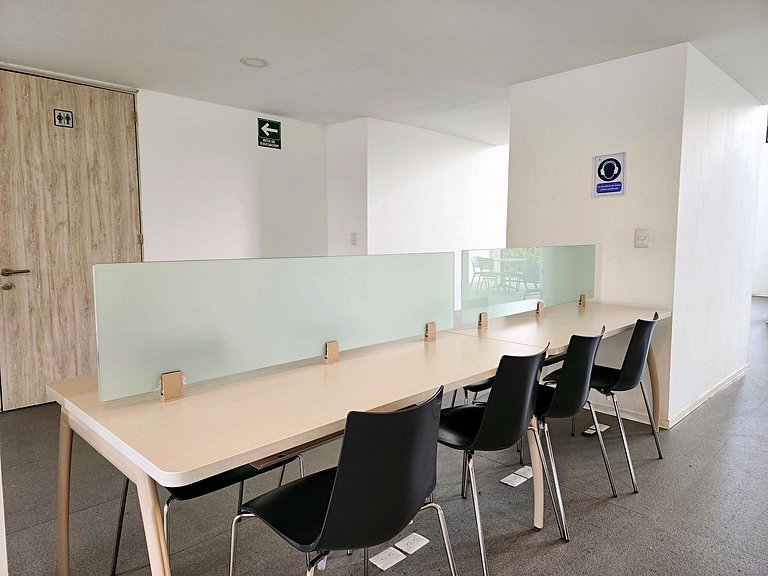 Relájate en Juriquilla Alberca, Áreas Verdes y Más