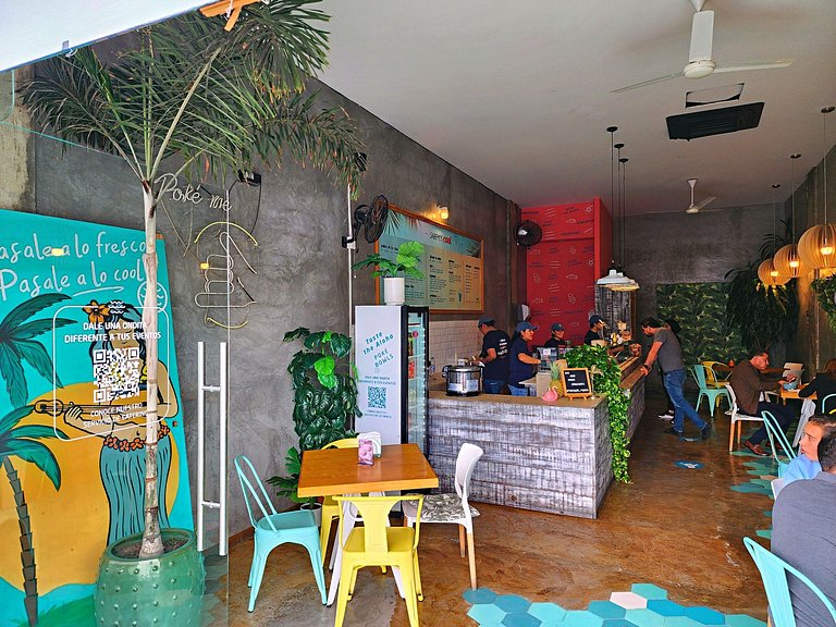 Relájate en Juriquilla Alberca, Áreas Verdes y Más