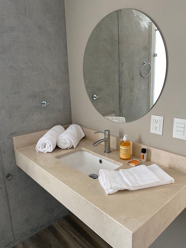 ¡Postal! 3 Habitaciones La Mejor Vista a la Ciudad