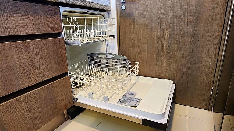 Vive en Life Juriquilla – Departamento de 3 Recámaras Amuebl