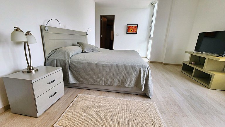 Vive en Life Juriquilla – Departamento de 3 Recámaras Amuebl