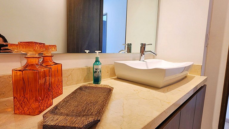 Vive en Life Juriquilla – Departamento de 3 Recámaras Amuebl